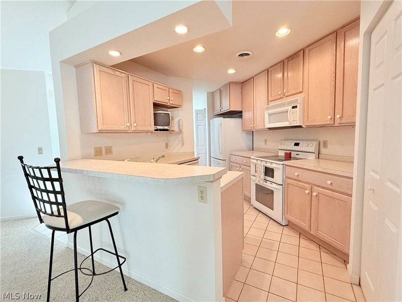 4084 Saint Andrews Court, Unit 2, Canfield, OH 44406 Photo 7