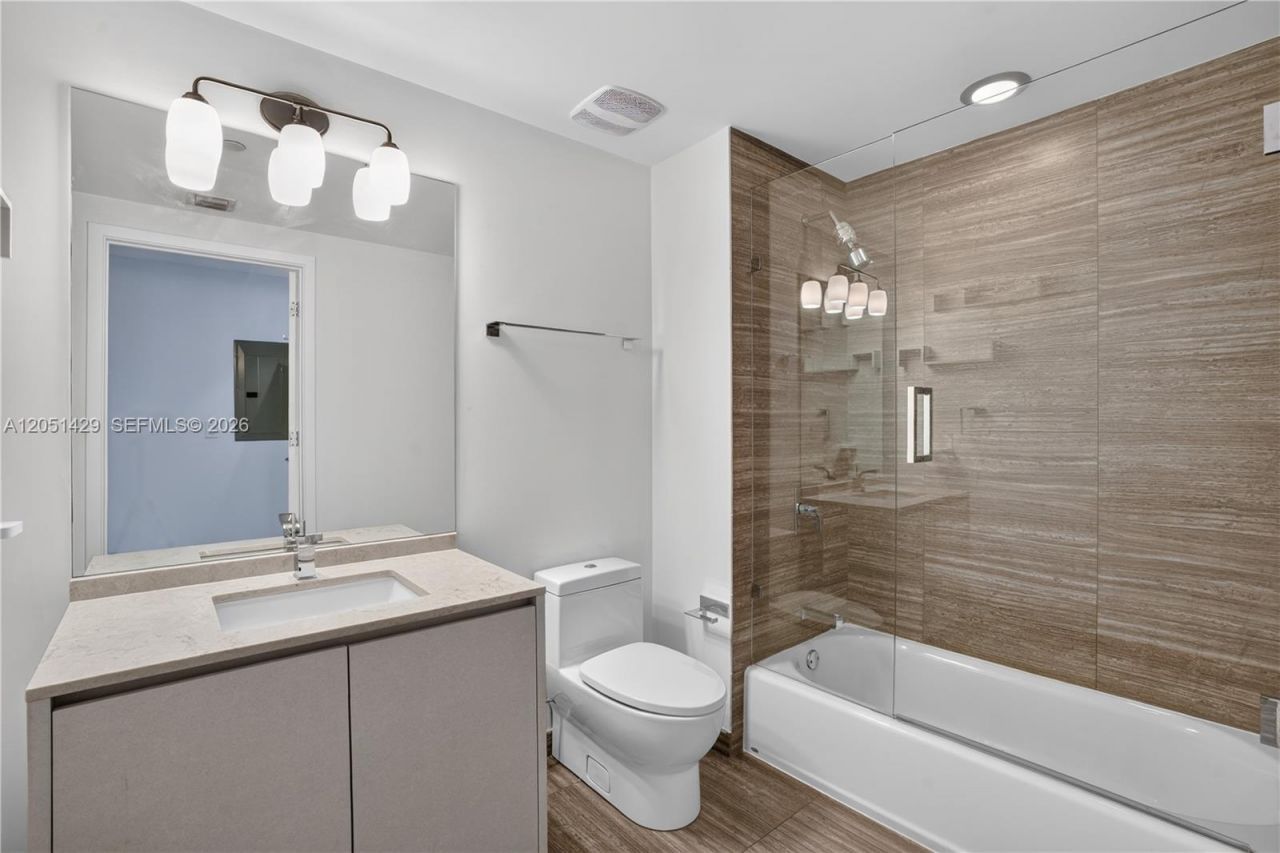 1010 Brickell Ave , Unit 3510, Miami, FL 33131 Photo