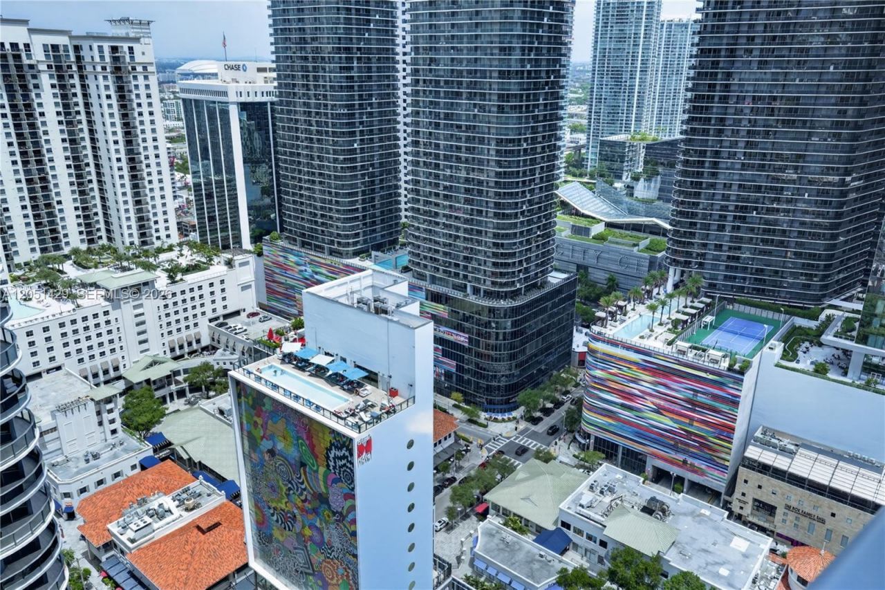 1010 Brickell Ave , Unit 3510, Miami, FL 33131 Photo