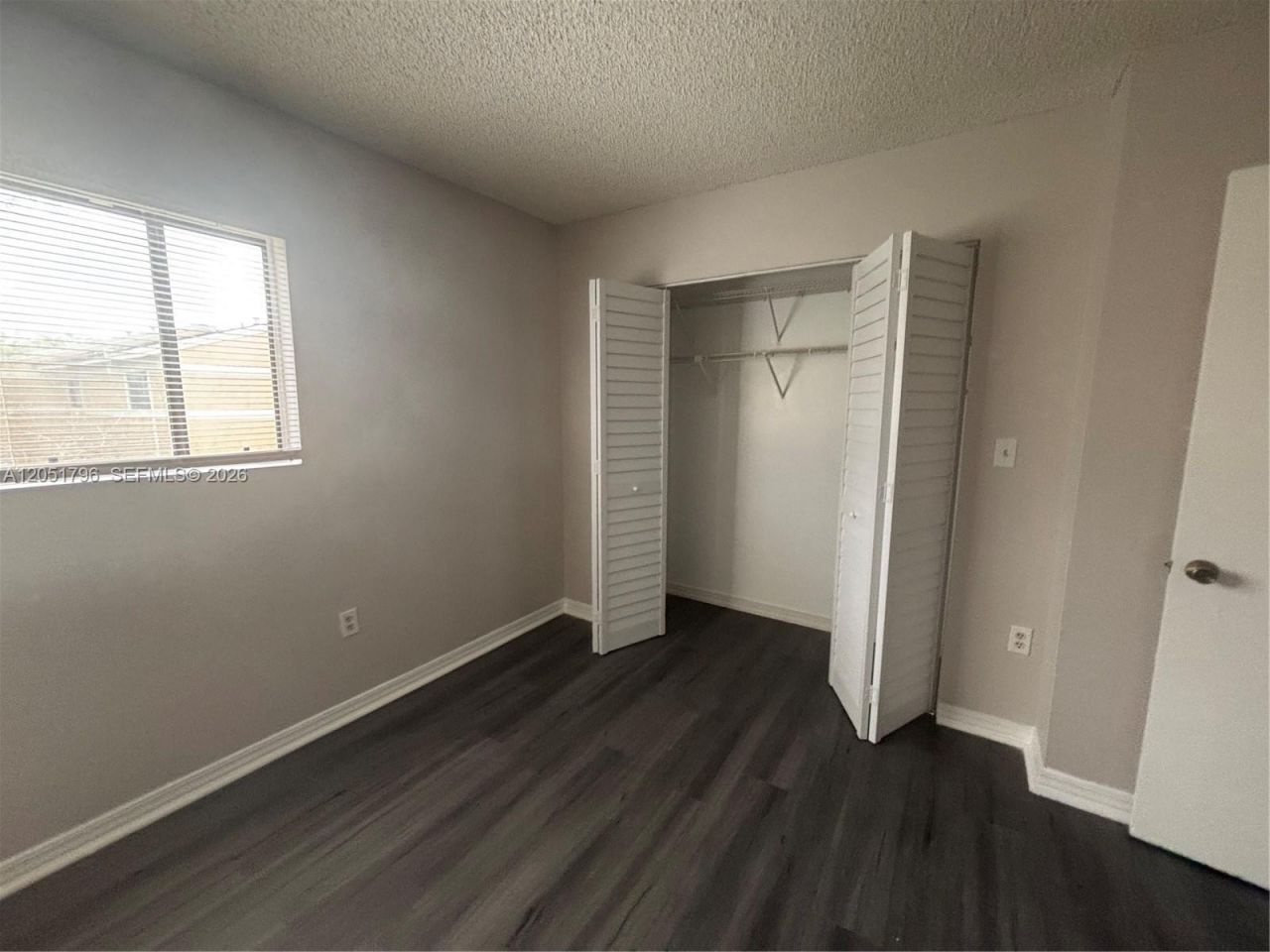 323 E Palm Cir E, Pembroke Pines, FL 33025 Photo
