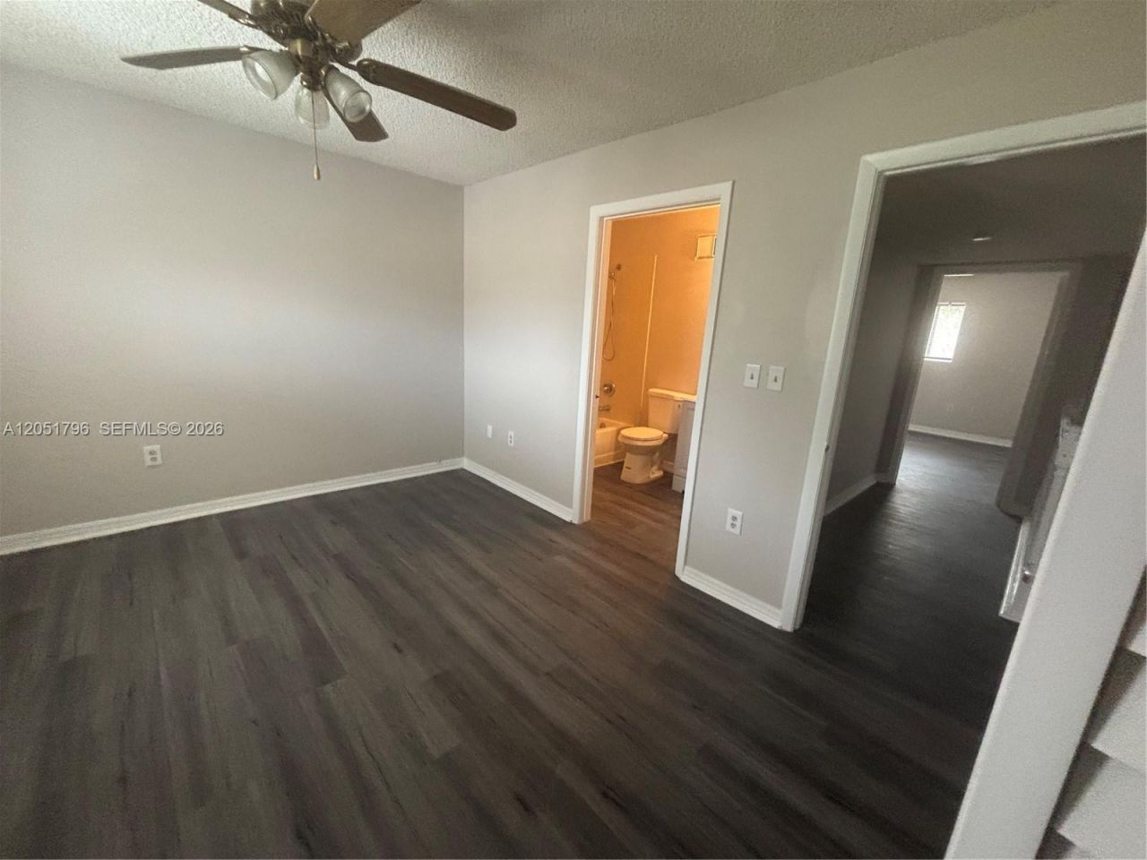 323 E Palm Cir E, Pembroke Pines, FL 33025 Photo