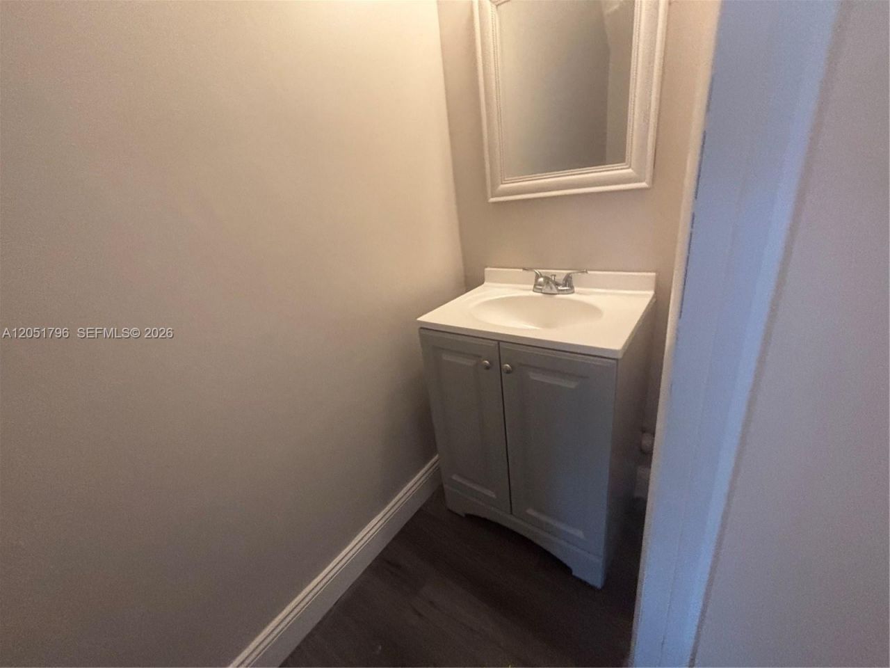 323 E Palm Cir E, Pembroke Pines, FL 33025 Photo
