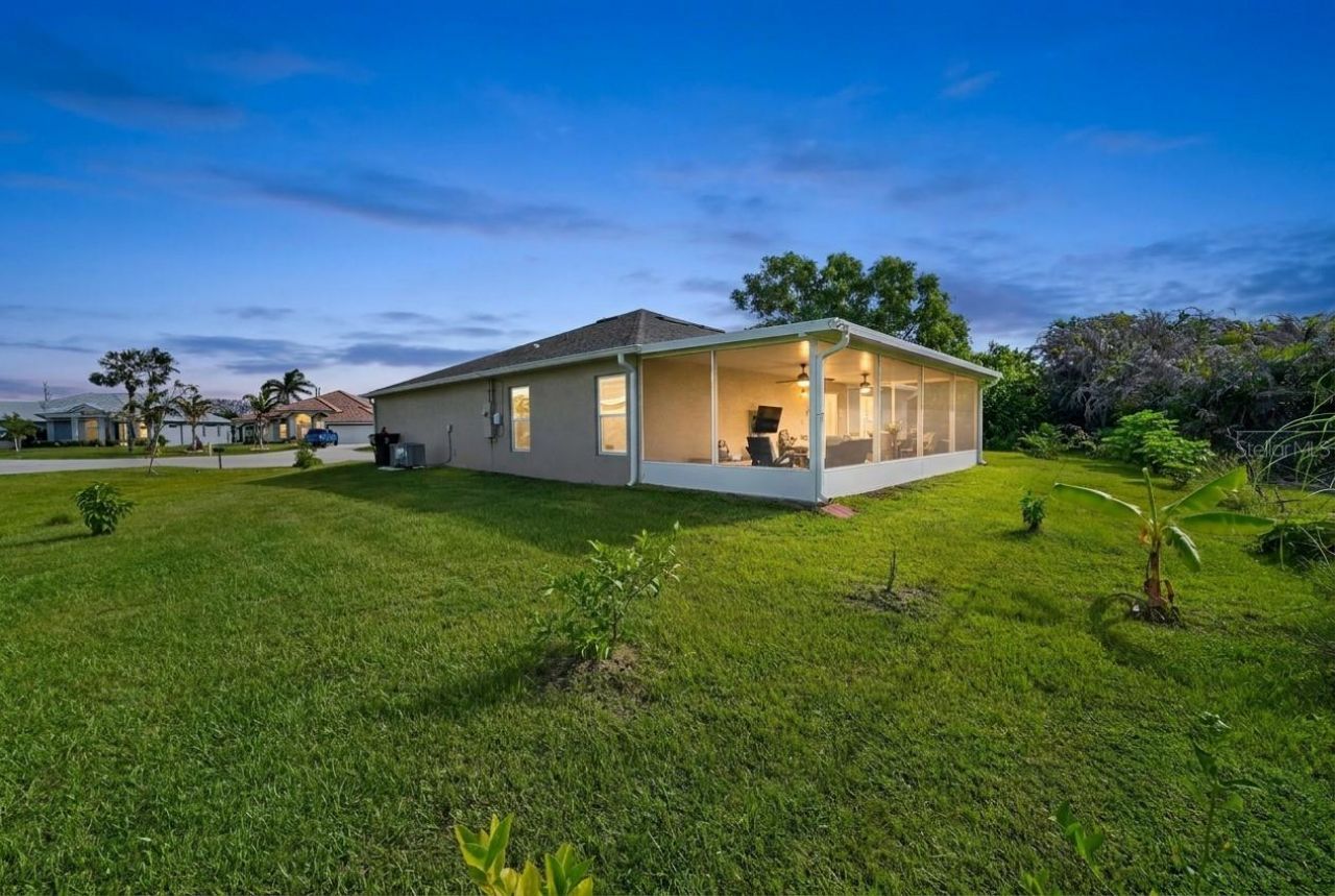 2274 SE Powell Court , Port Saint Lucie, FL 34952 Photo