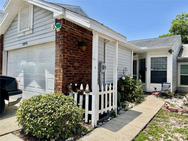 3121 BEECHER DRIVE E, Unit D, PALM HARBOR, FL 34683