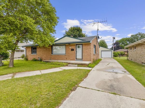 2903 Wedemeyer STREET, Sheboygan, WI 53081
