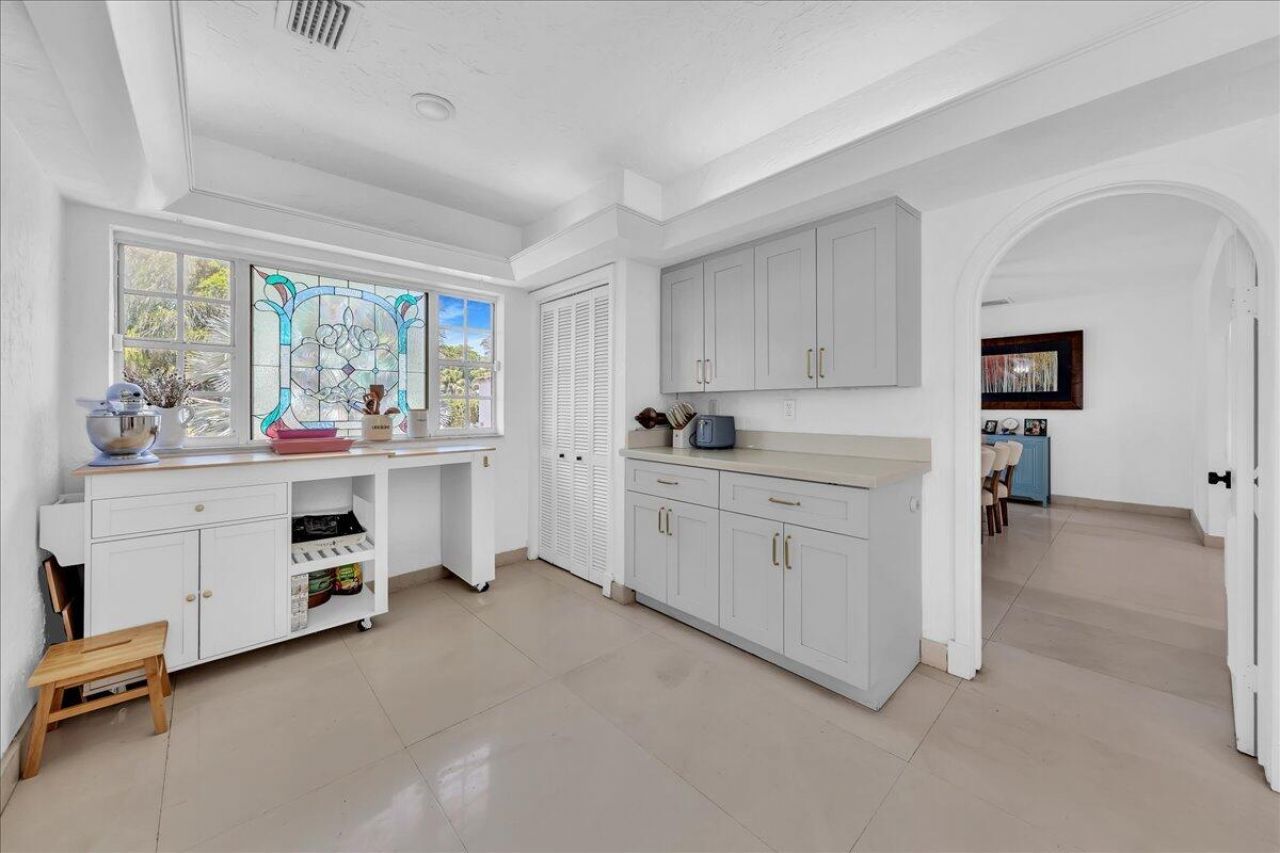 5901 SW 136th Street, Pinecrest, FL 33156 Photo