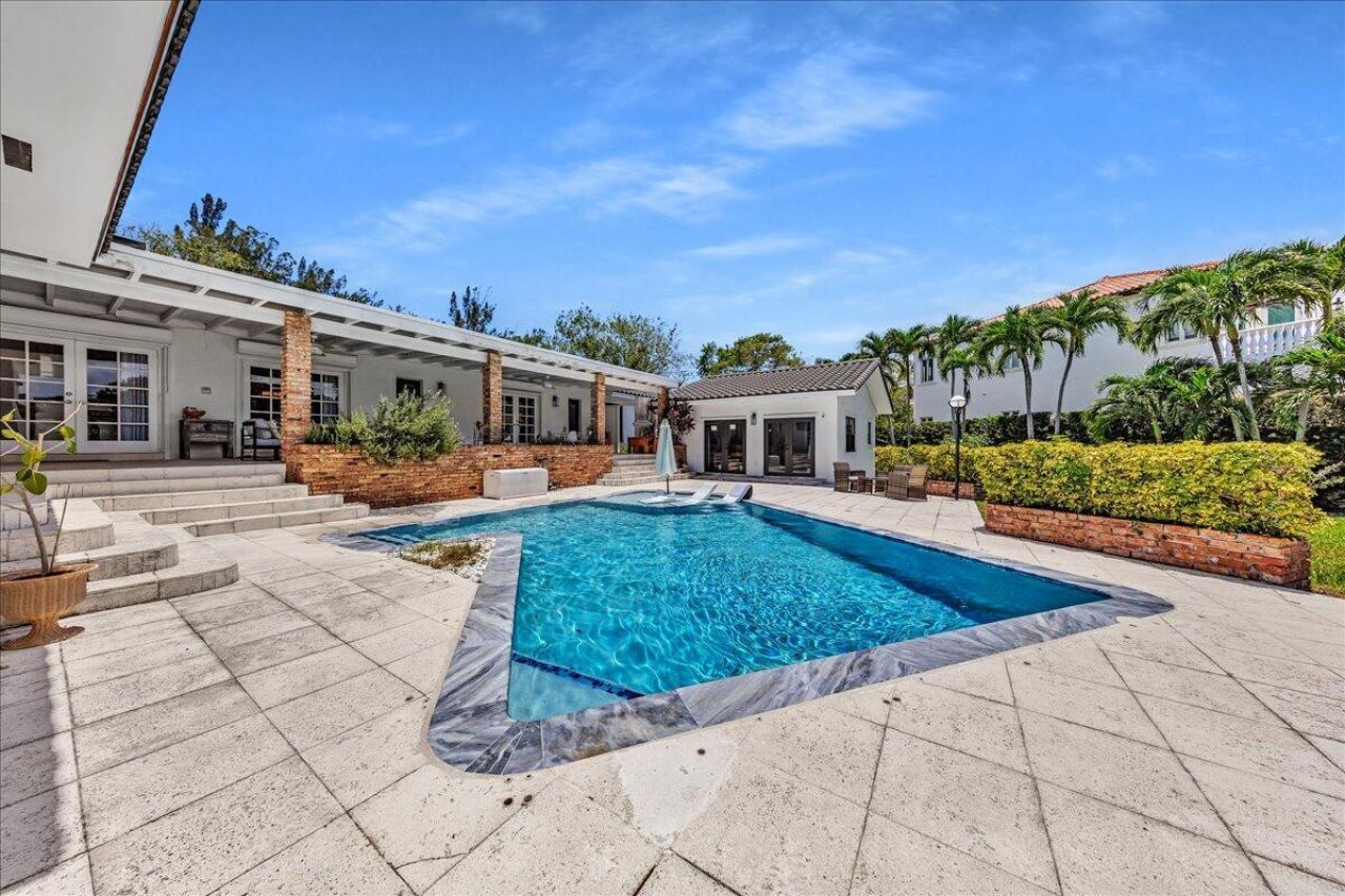 5901 SW 136th Street, Pinecrest, FL 33156 Photo