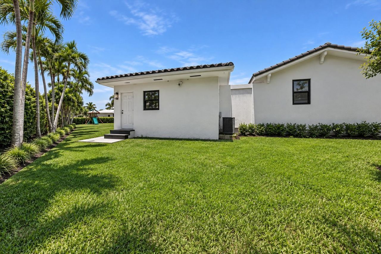 5901 SW 136th Street, Pinecrest, FL 33156 Photo