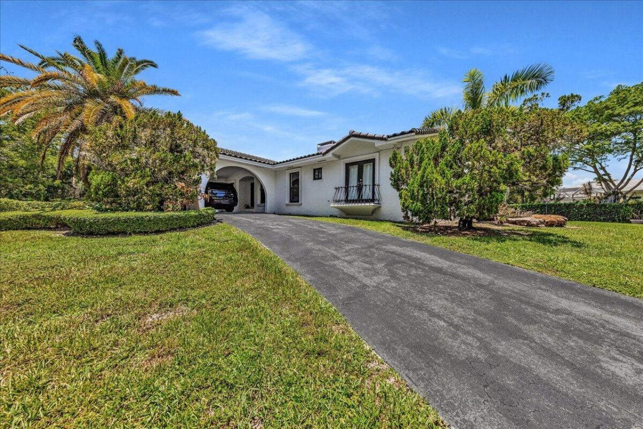5901 SW 136th Street, Pinecrest, FL 33156 Photo