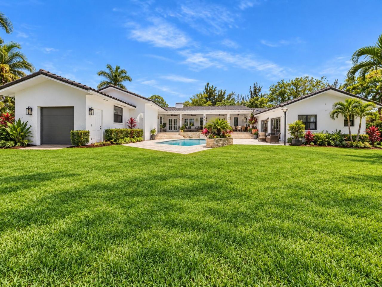 5901 SW 136th Street, Pinecrest, FL 33156 Photo