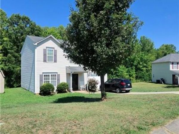 626 Bentley Lane , Burlington, NC 27217
