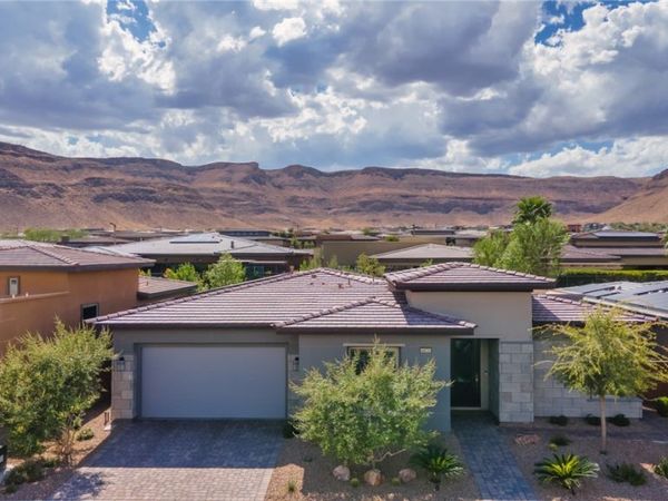 6673 Titanium Crest Street, Las Vegas, NV 89148