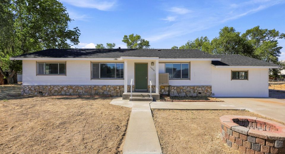 5008 August Drive, Carson City, NV 89706 Photo