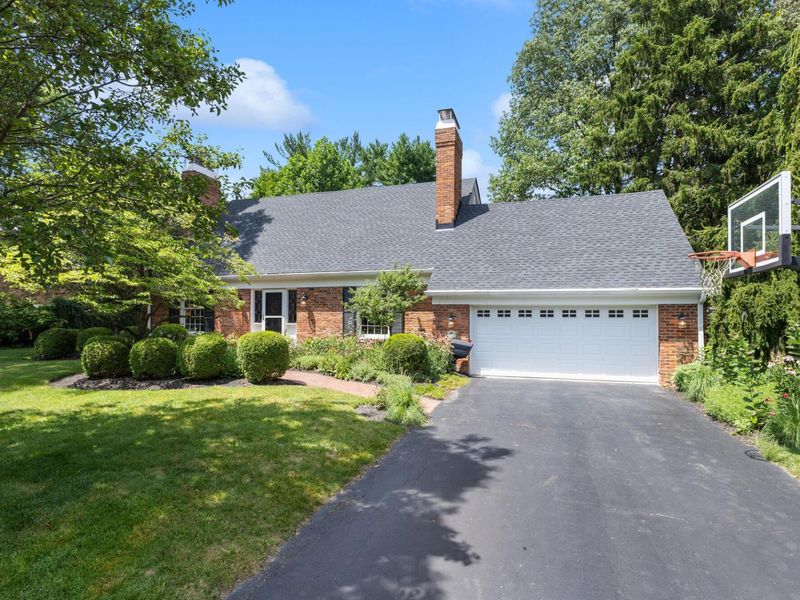 2520 Haverford Road, Columbus, OH 43220 Photo 2