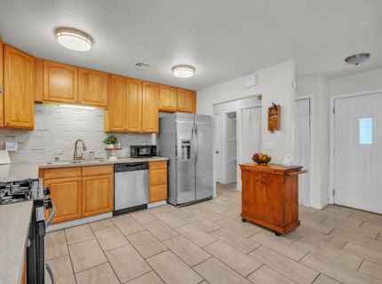 5615 48th Ave, Sacramento, CA 95823 Photo