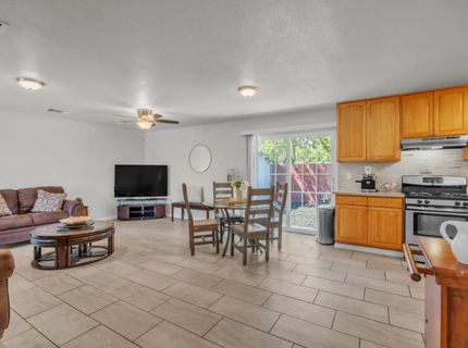 5615 48th Ave, Sacramento, CA 95823 Photo