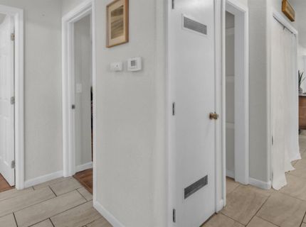 5615 48th Ave, Sacramento, CA 95823 Photo
