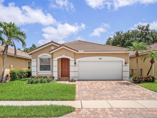 4250 Key Lime Boulevard, Boynton Beach, FL 33436