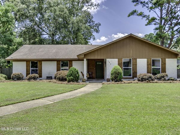 126 Ridge Road, Brandon, MS 39042