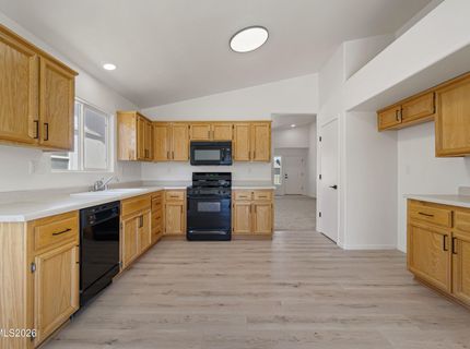 419 Sunshine Lane, Fernley, NV 89408 Photo