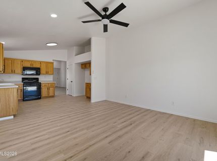 419 Sunshine Lane, Fernley, NV 89408 Photo
