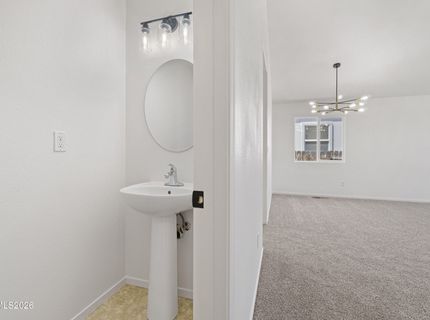 419 Sunshine Lane, Fernley, NV 89408 Photo