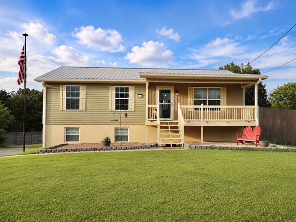 242 Thorne Cir SE, Cleveland, TN 37323