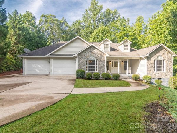 30 Brookside Drive , Columbus, NC 28722