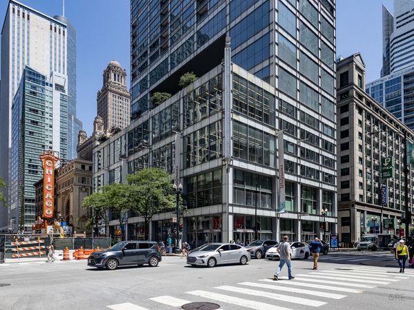 8 E Randolph Street , Unit 2706, Chicago, IL 60601