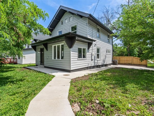 250 Franklin Avenue, Des Moines, IA 50314