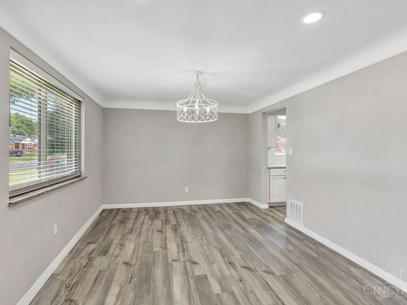 7873 Gail Drive, Deer Park, OH 45236 Photo 14