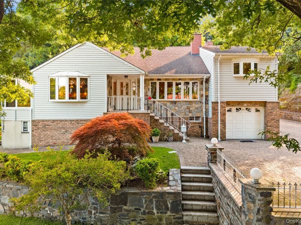81 Avondale Road , Yonkers, NY 10710