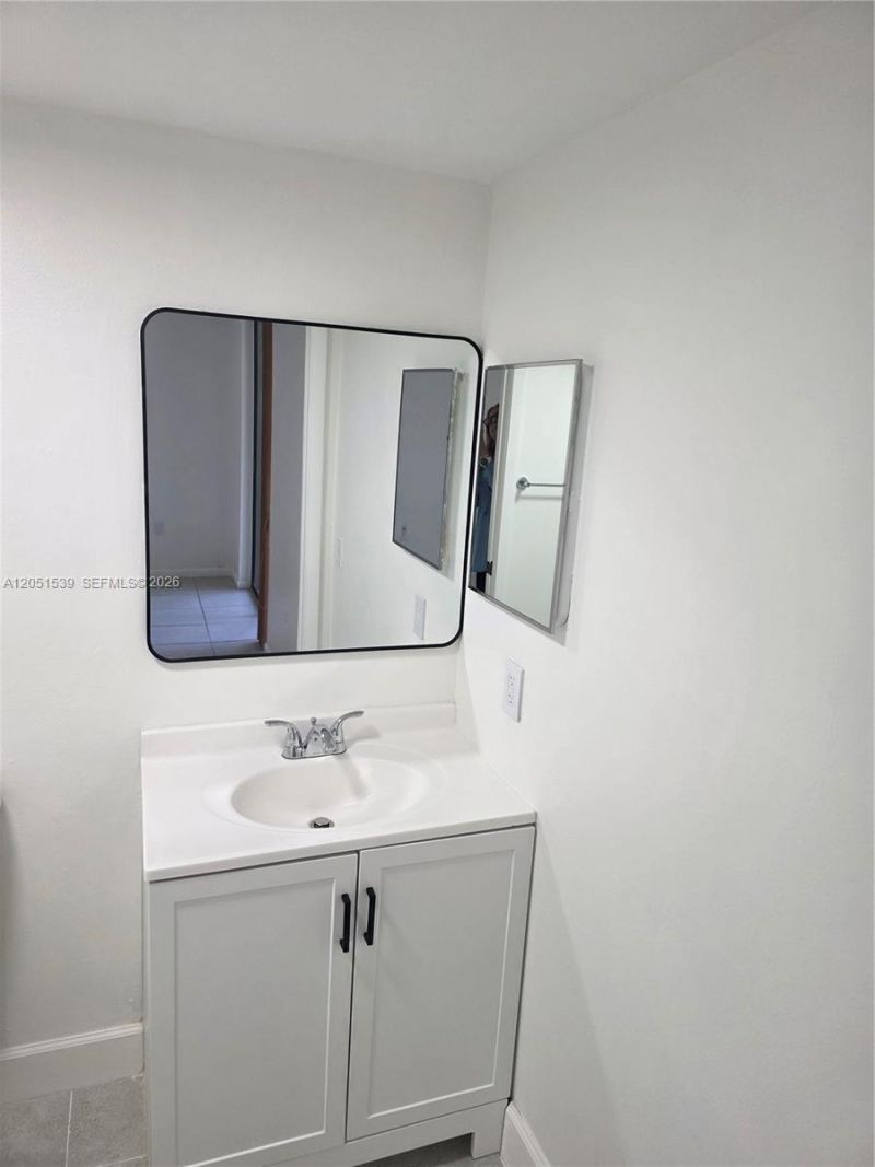 8025 SW 107th Ave, Unit 202, Miami, FL 33173 Photo