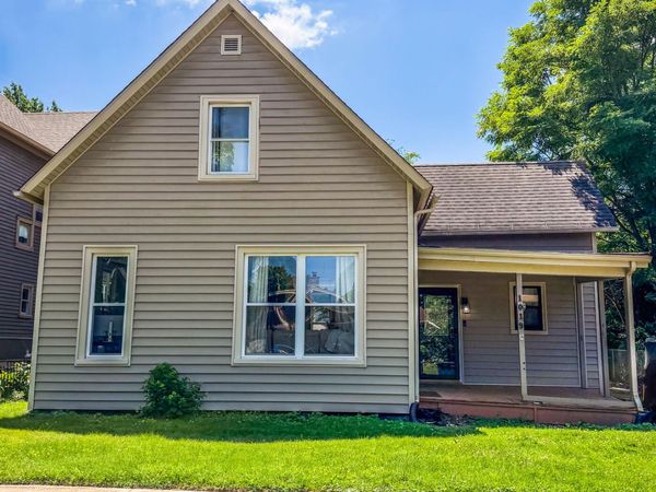 1019 Devonshire Street, Hobart, IN 46342