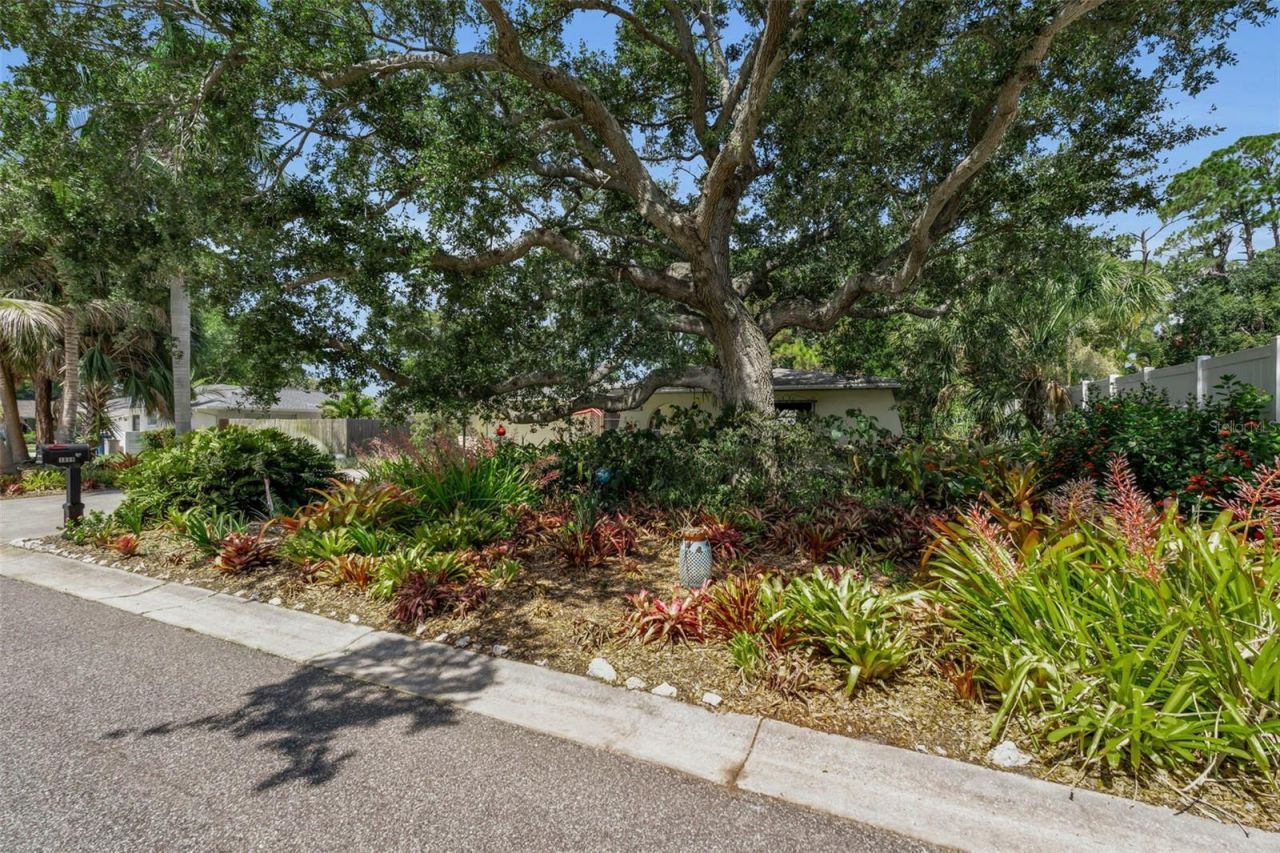 1808 49th Street W, Bradenton, FL 34209 Photo