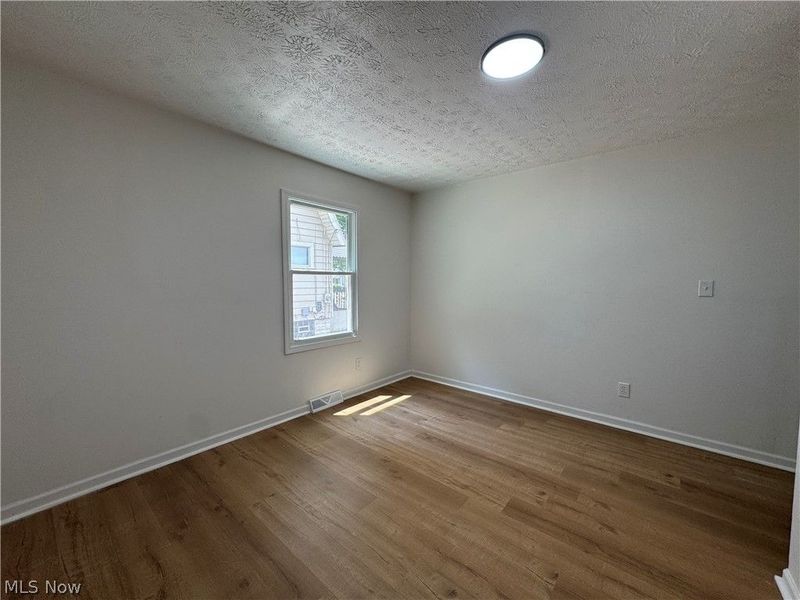 1281 S Hawkins Avenue, Akron, OH 44320 Photo 18