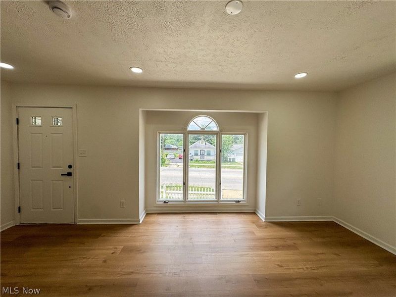 1281 S Hawkins Avenue, Akron, OH 44320 Photo 3
