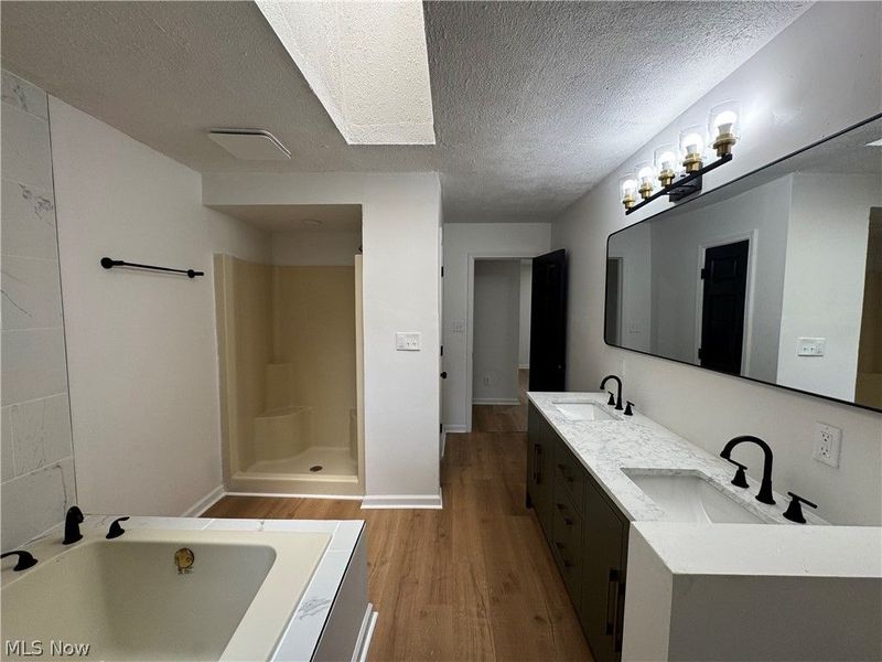 1281 S Hawkins Avenue, Akron, OH 44320 Photo 34