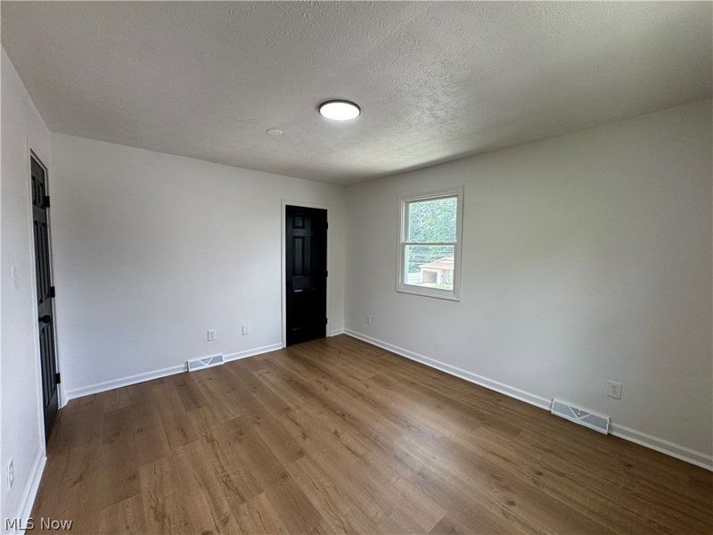 1281 S Hawkins Avenue, Akron, OH 44320 Photo 36