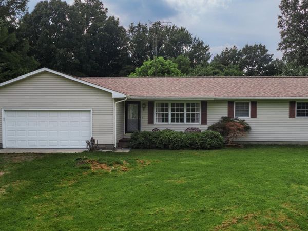 17209 Canaville Road, Creal Springs, IL 62922