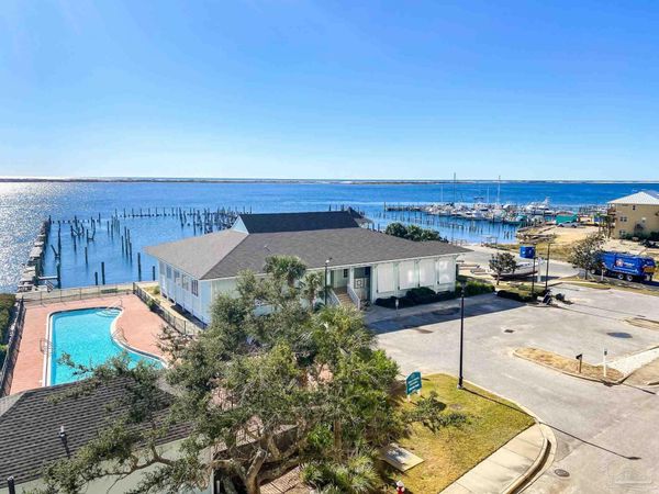 10099 Nelle Ave, Pensacola, FL 32507