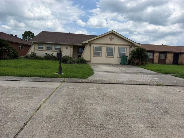 4013 N DELLS Drive , Marrero, LA 70072