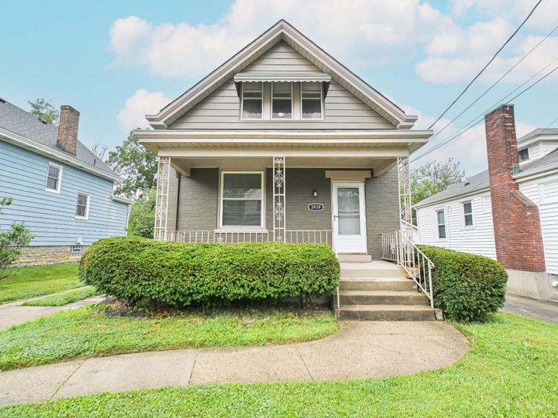 3939 Delmar Avenue, Cheviot, OH 45211 Photo 2