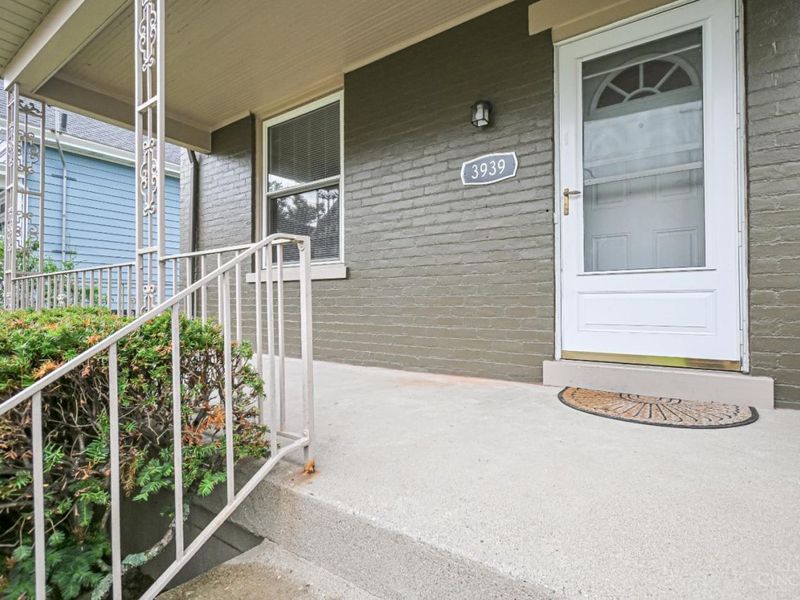 3939 Delmar Avenue, Cheviot, OH 45211 Photo 3