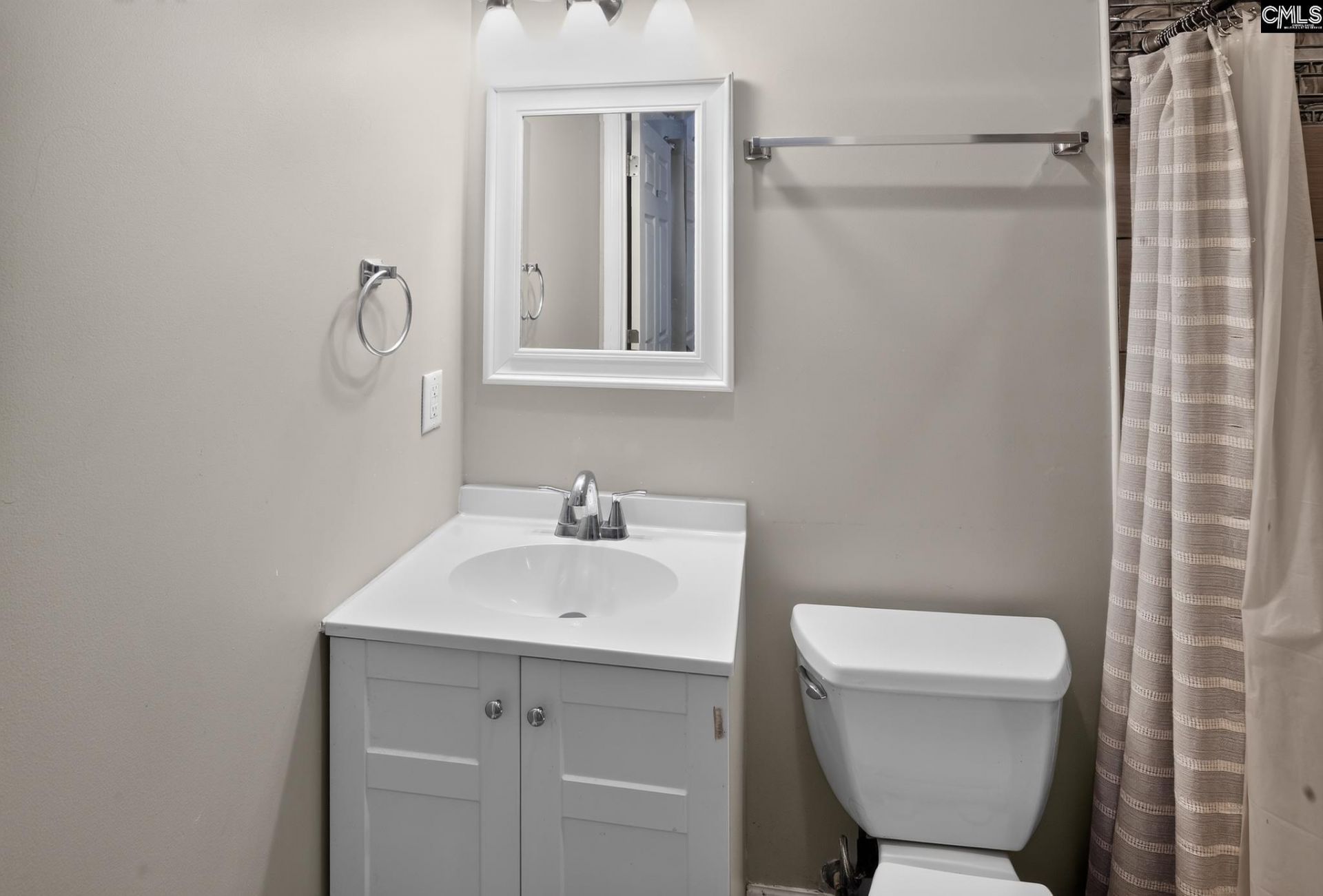 102 Petworth Drive Photo 7