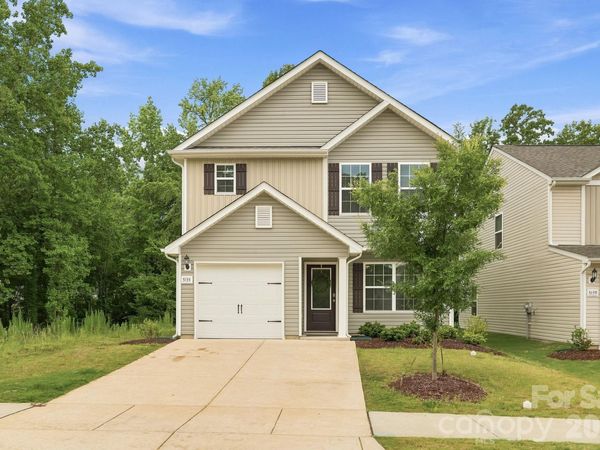 5135 Wolfridge Avenue, Charlotte, NC 28214
