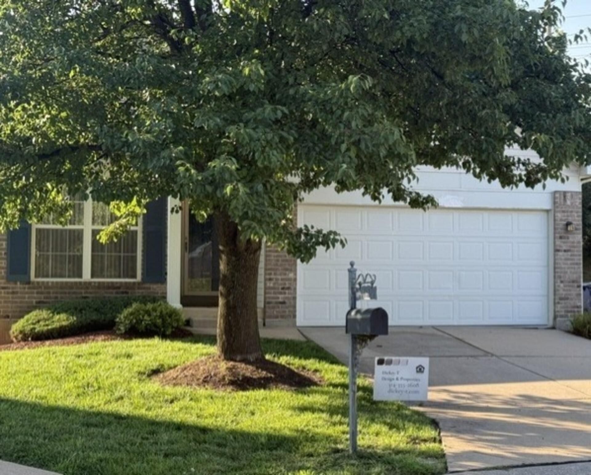4329 Hollow Brook Court, Florissant, MO 63034 Main Photo