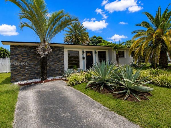 5865 W 13 Avenue , Hialeah, FL 33012