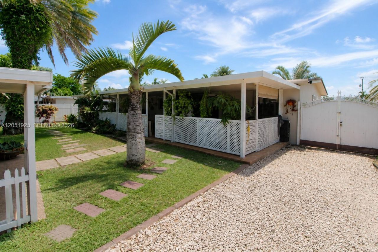 5865 W 13 Avenue, Hialeah, FL 33012 Photo