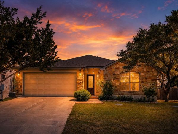 10025 Janet LOOP, Dripping Springs, TX 78620